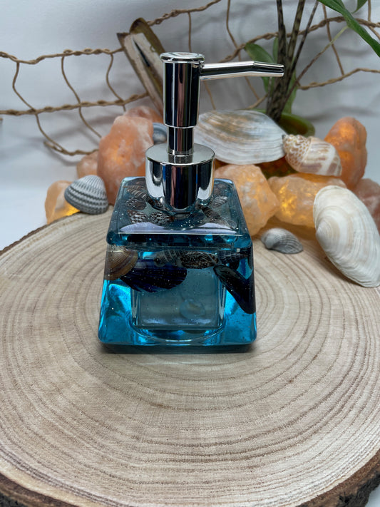 Seifenspender mit Muscheln