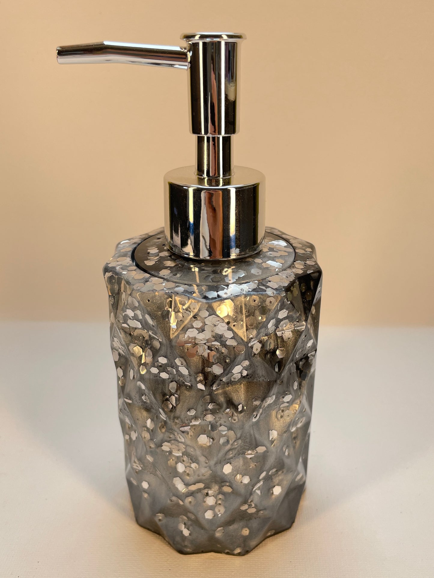 Seifenspender "Nobel"
